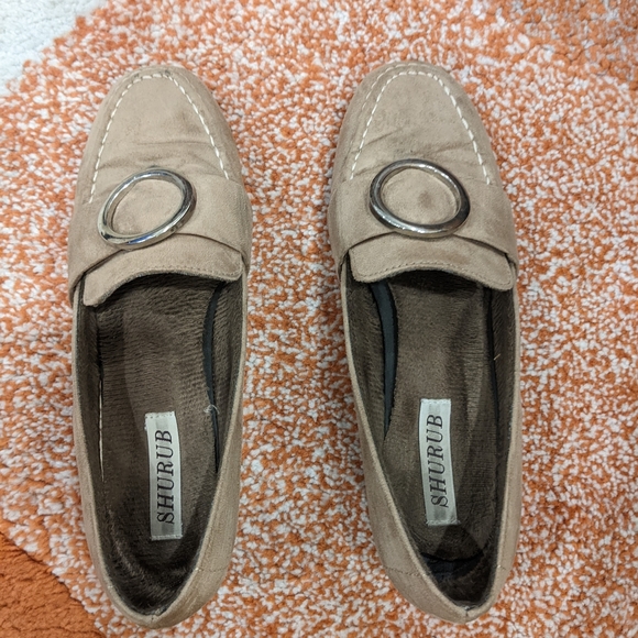 Made in Korea tan suede flats - Picture 1 of 4